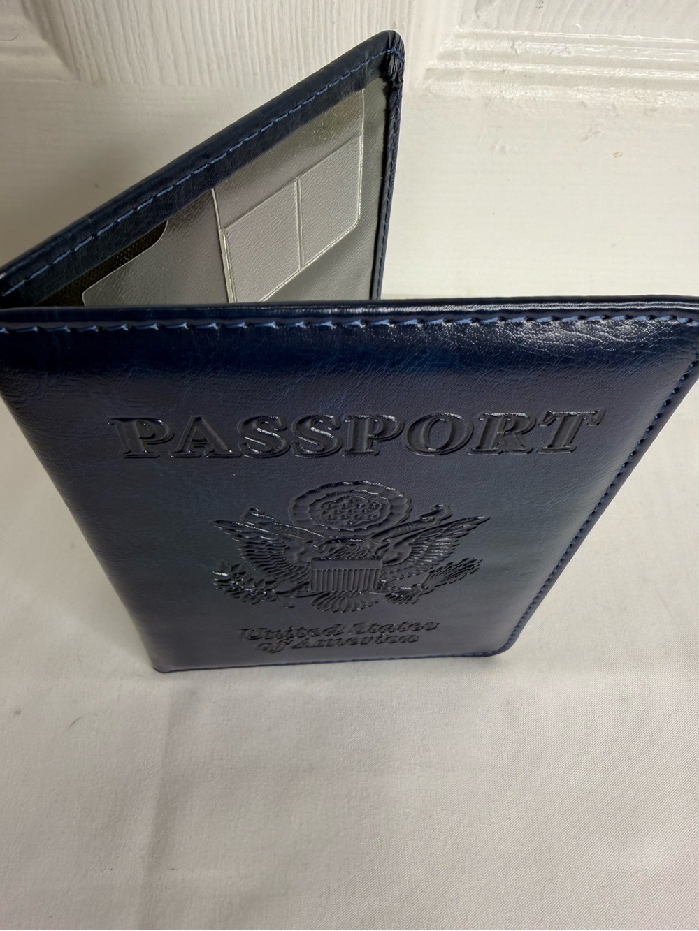 PASSPORT USA PASSPORT FOLDING ID HOLDER/CASE/ COVER - Picture 8 of 10